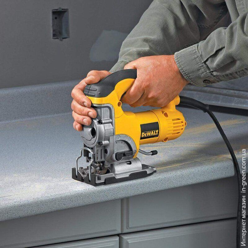 Лобзик DEWALT DW331K