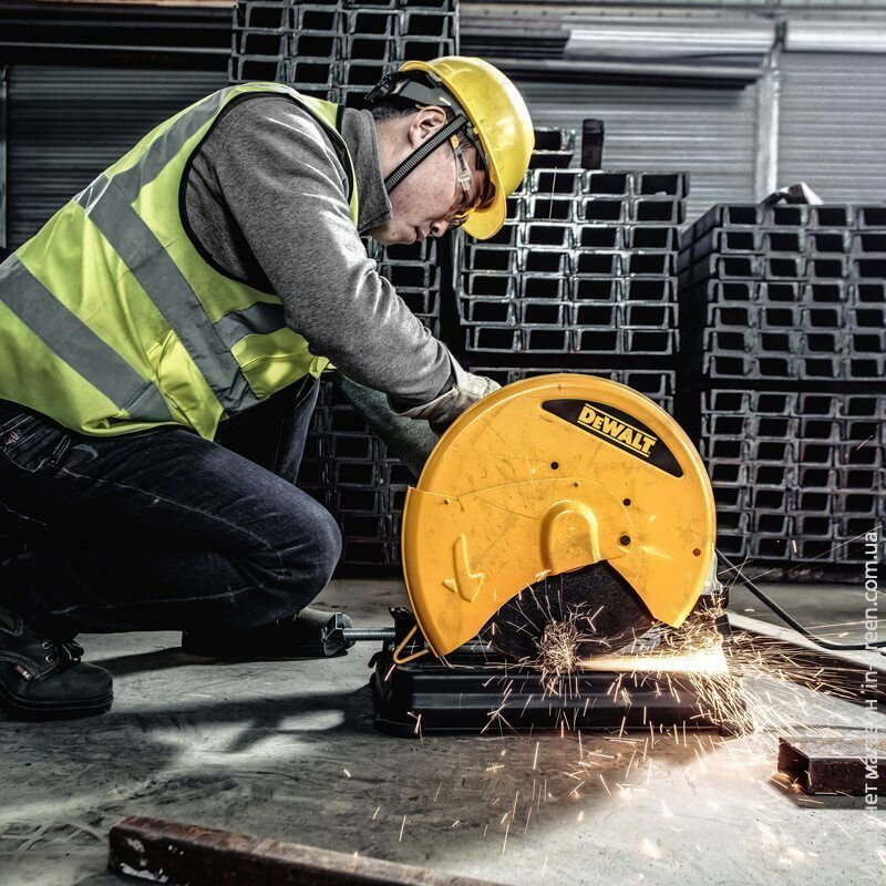 Пила монтажная DEWALT D28730