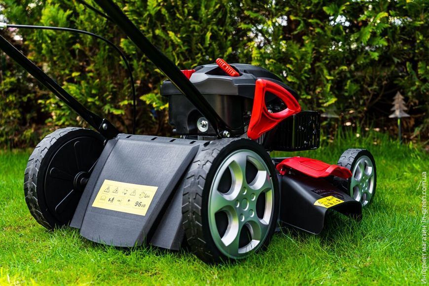 Газонокосилка бензиновая GRAPHITE 52G671