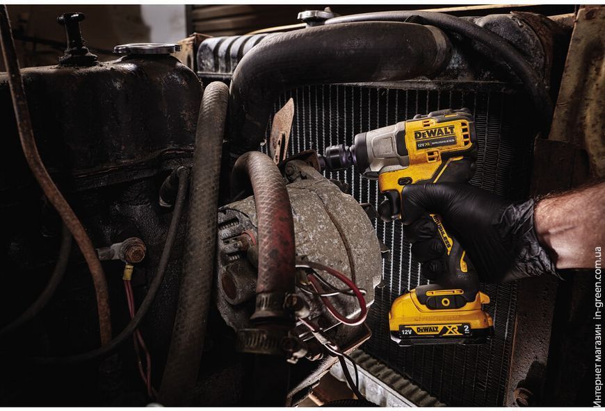 Гайкокрут акумуляторний DEWALT DCF902N