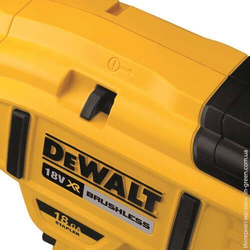 Гвоздезабиватель DeWALT DCN681N