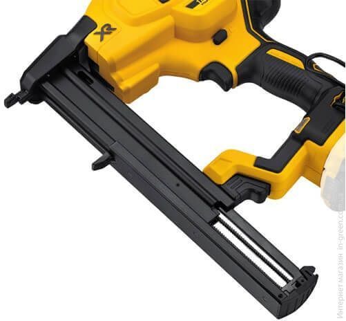 Гвоздезабиватель DeWALT DCN681N