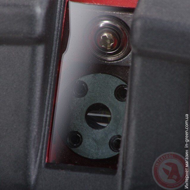 Уровень лазерный INTERTOOL MT-3050