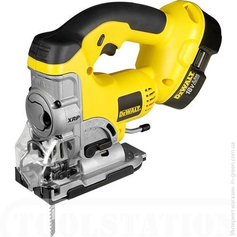 Лобзик DEWALT DC330KB