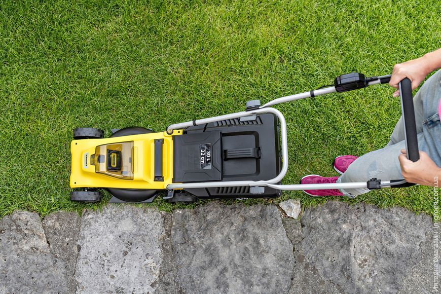Аккумуляторная газонокосилка Karcher LMO 2-18 1.445-400.0 (без АКБ и ЗУ)