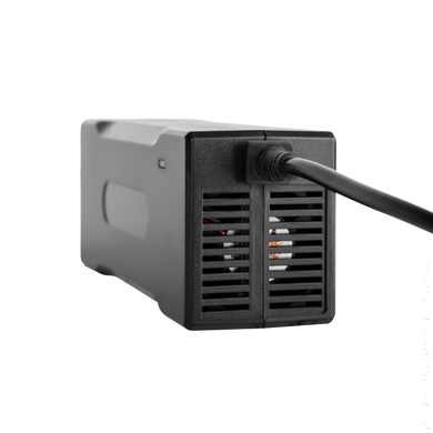 Зарядное устройство для аккумуляторов LogicPower LiFePO4 12V (14.6V)-8A-96W