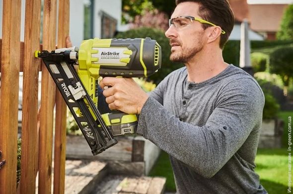 Акумуляторний цвяхозабивач RYOBI R15GN18-0