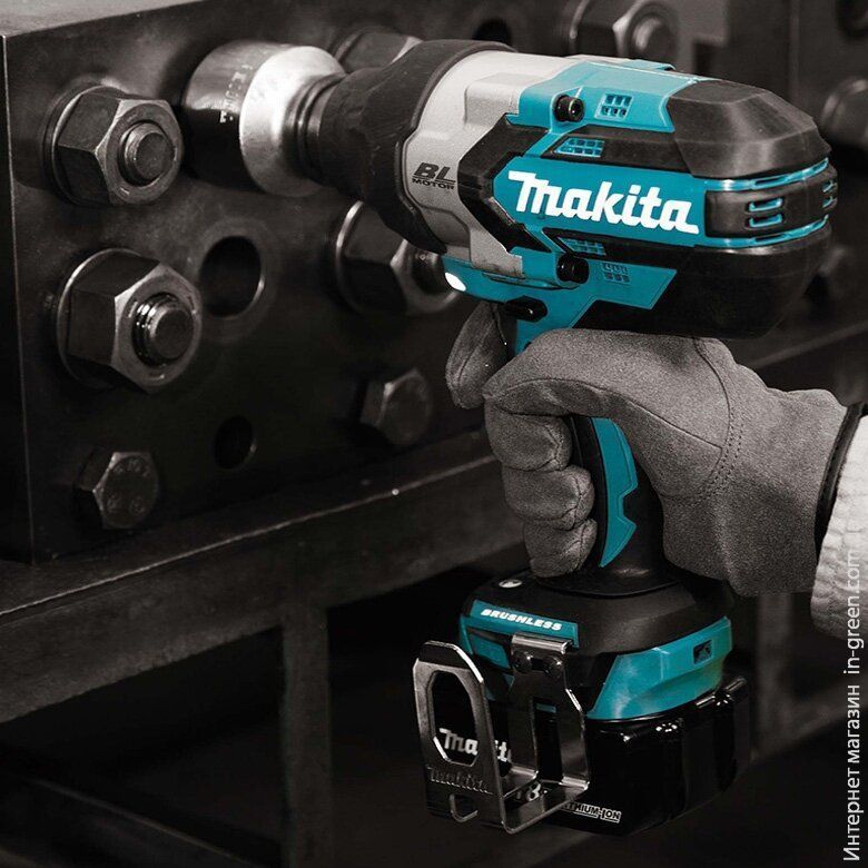 Гайковерт MAKITA DTW1001Z