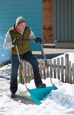 Скрепер для прибирання снігу GARDENA (03260-20.000.00)