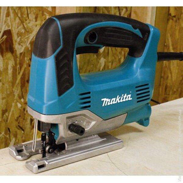 Лобзик MAKITA JV0600K