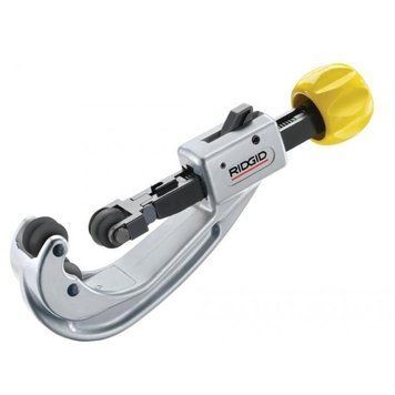 Труборез для гофрированных нержавеющих труб RIDGID 151 CSST
