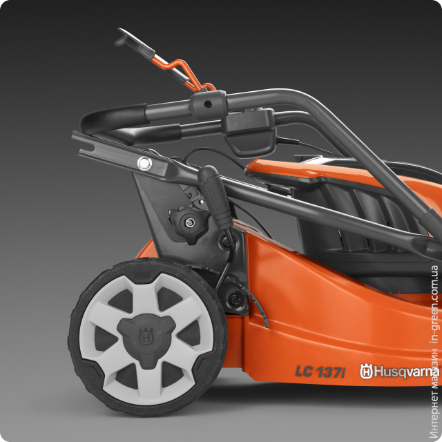 Акумуляторна газонокосарка Husqvarna LC 142i (9705418-01) без АКБ та ЗП