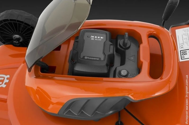Акумуляторна газонокосарка Husqvarna LC 142i (9705418-01) без АКБ та ЗП