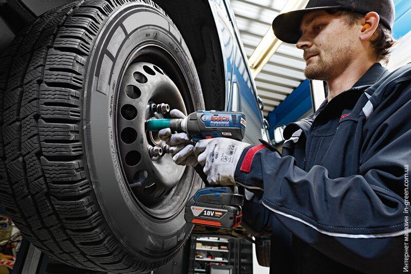 Гайковерт Bosch GDS 18 V-EC 250
