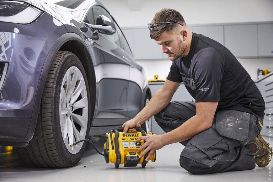 Компрессор DEWALT DCC018N