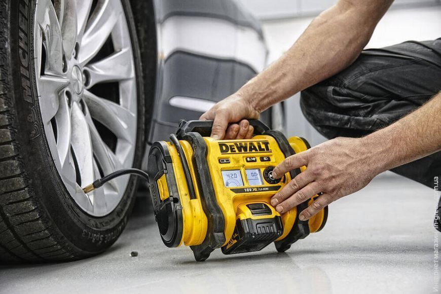 Компрессор DEWALT DCC018N