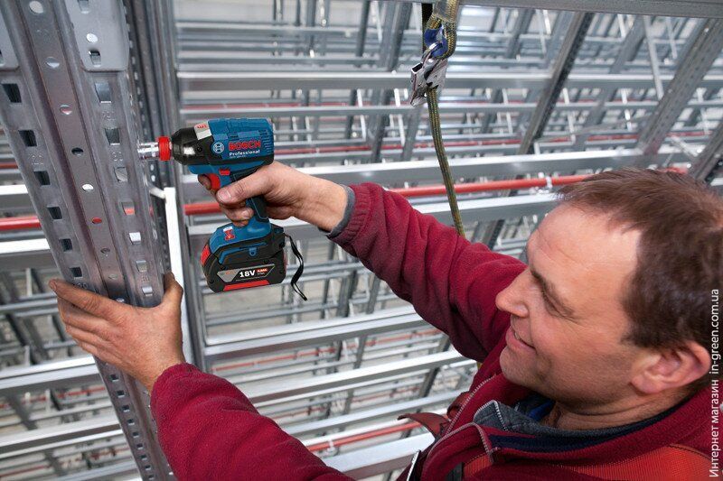 Гайковерт Bosch GDX 18 V-EC